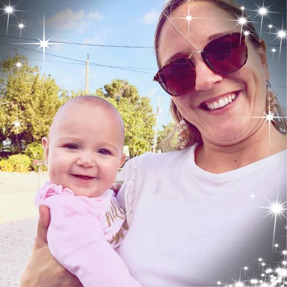 Meet your Posher, Antonella - Picture 1 of 1